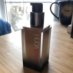 HudaBeauty #FauxFilter Foundation